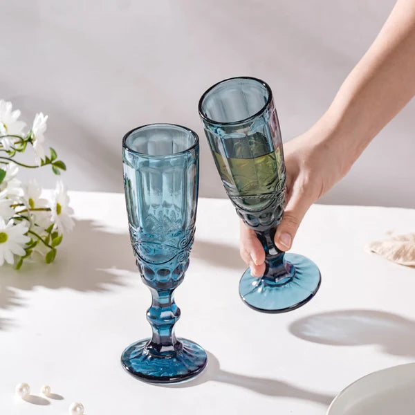 Elegant Blue Champagne Glasses Designed With A Stylish Vintage-Inspired Pattern.