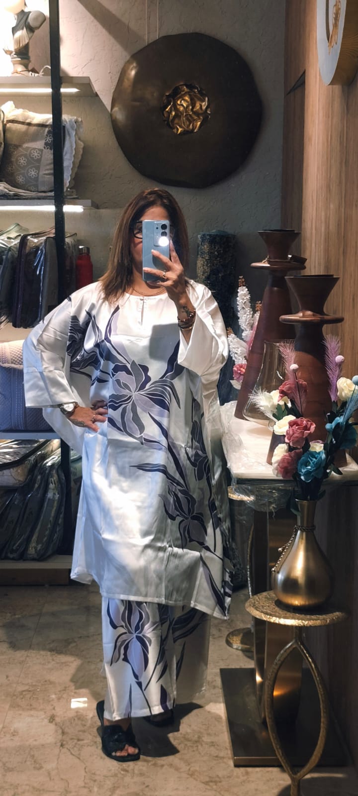 This Outfit Showcases A Chic, Modern Two-Piece Ensemble With A Relaxed Silhouette