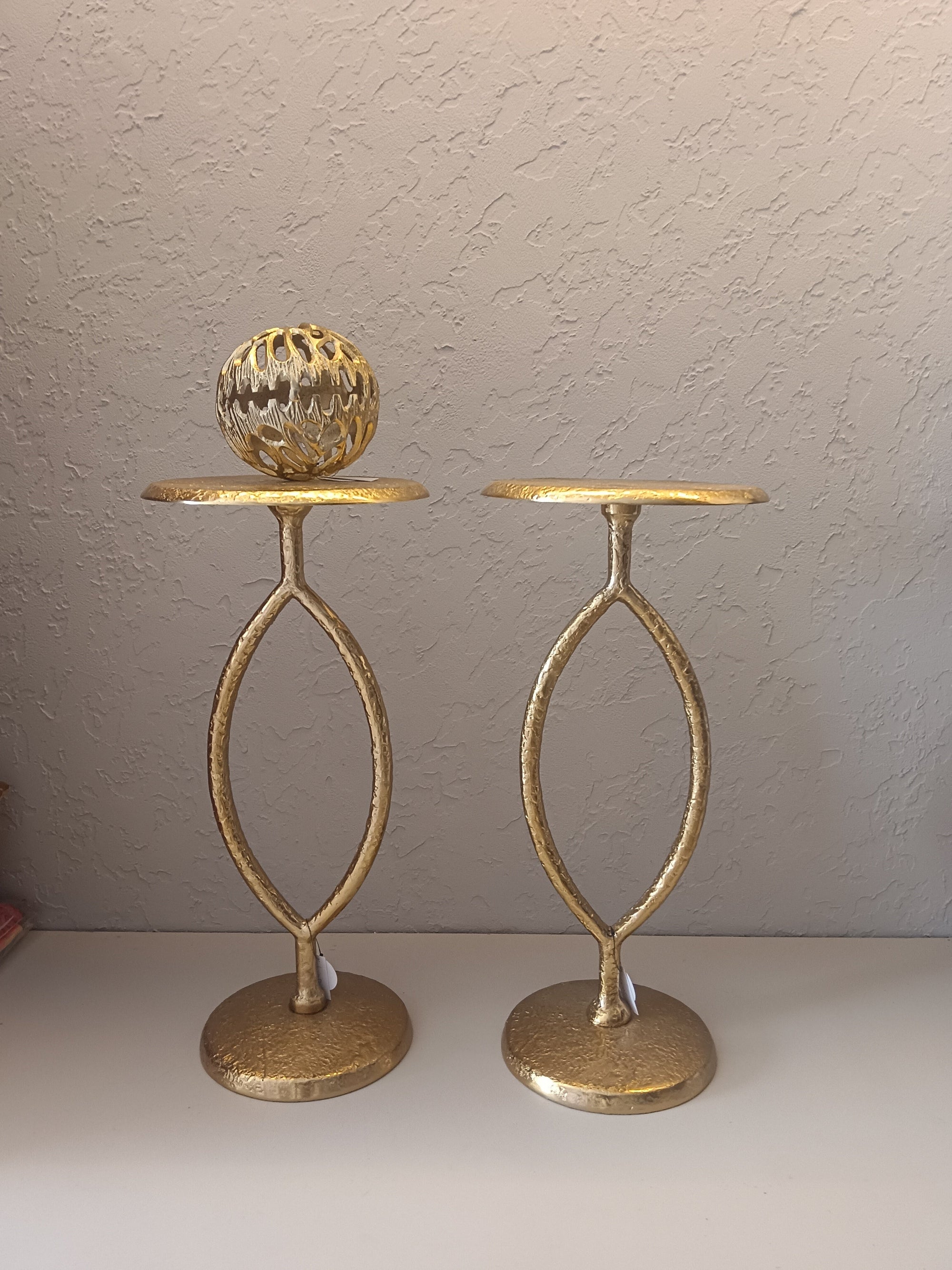 Set Of Coffe Tables With Metal Ball