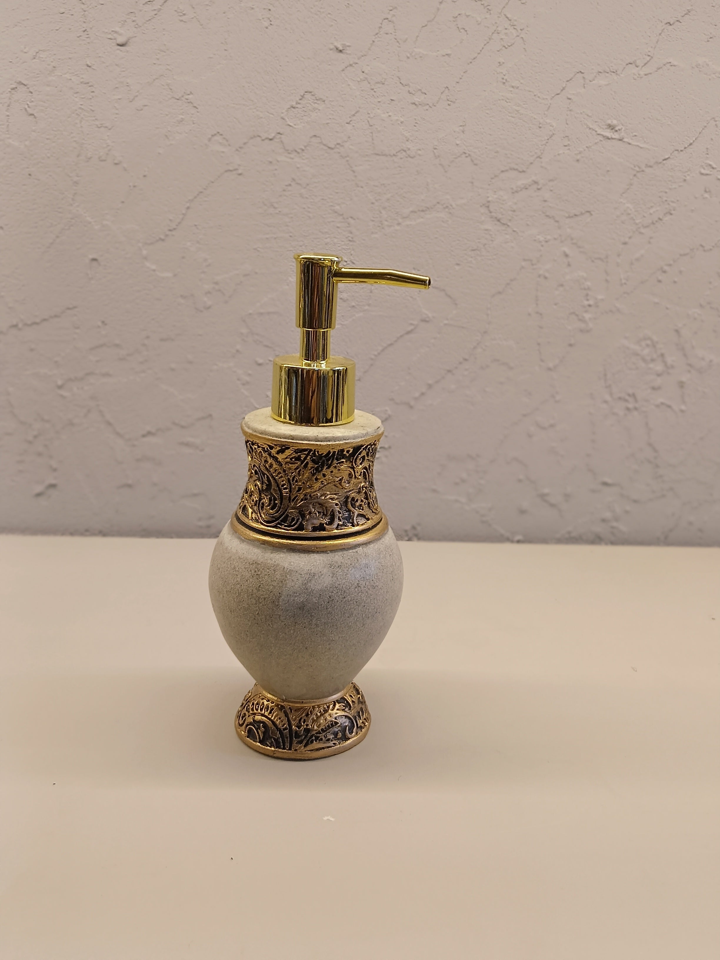 Classic Stone Textured Body Soap Dispenser