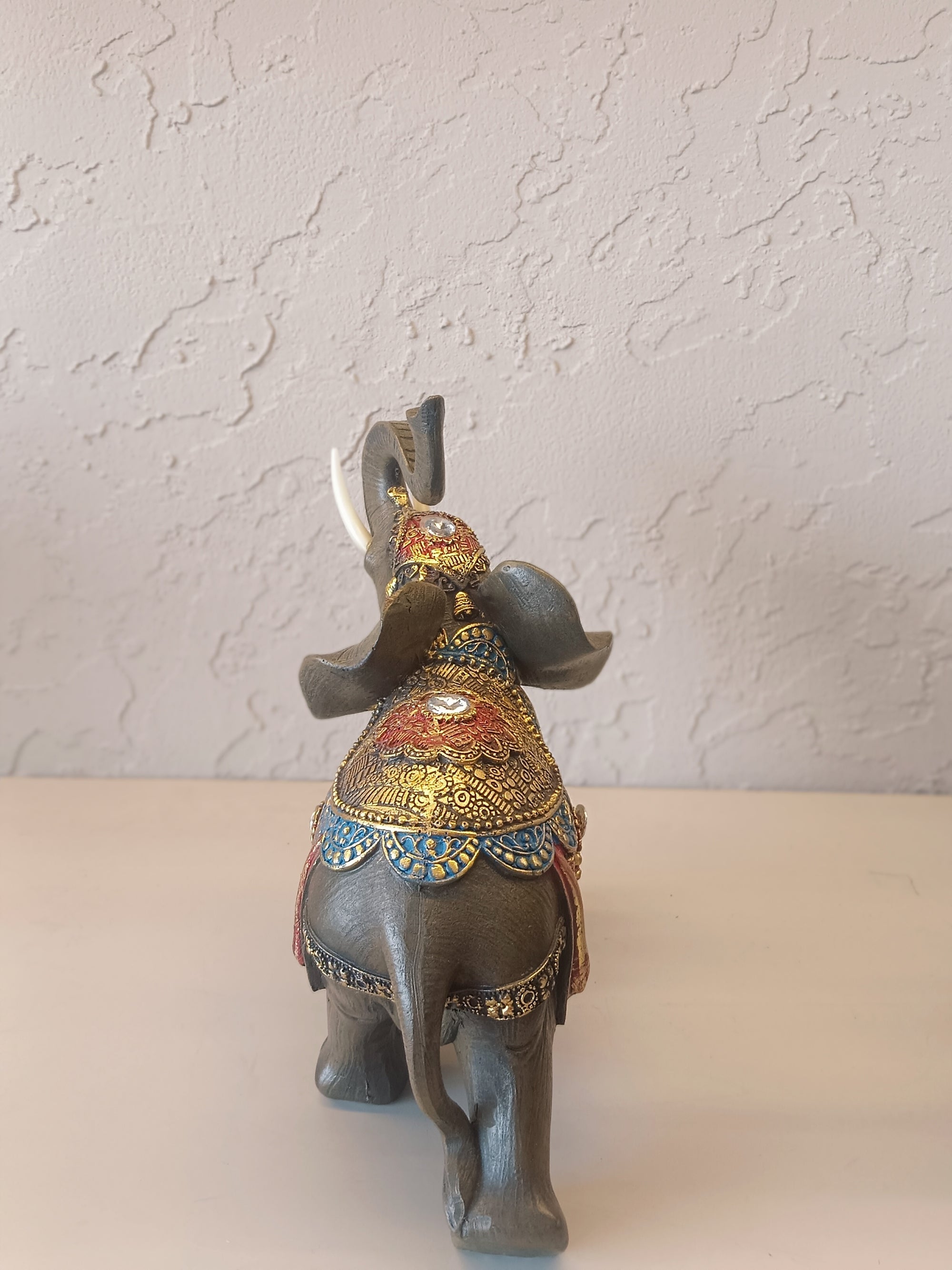 Maharaja's Pride - Handcrafted Royal Elephant Sculpture Set
