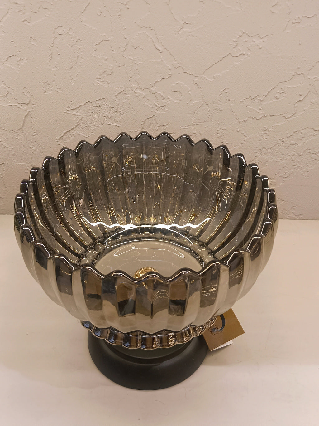 Elegant Pedestal Bowl With Silver Finish