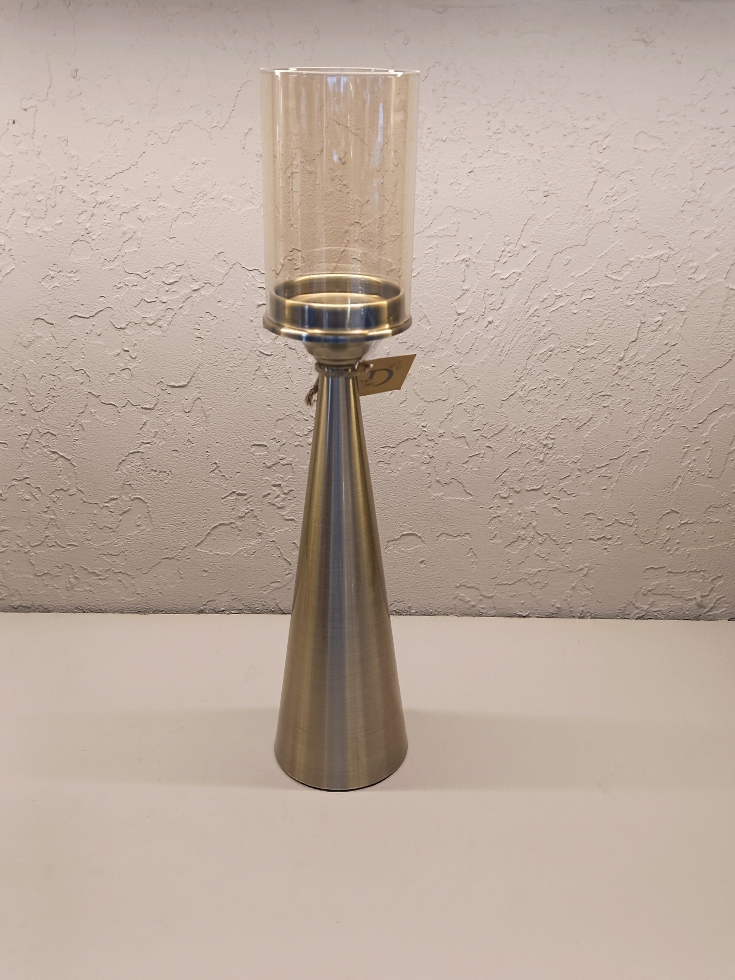 Modern Candle Holders With Conical Metallic Base