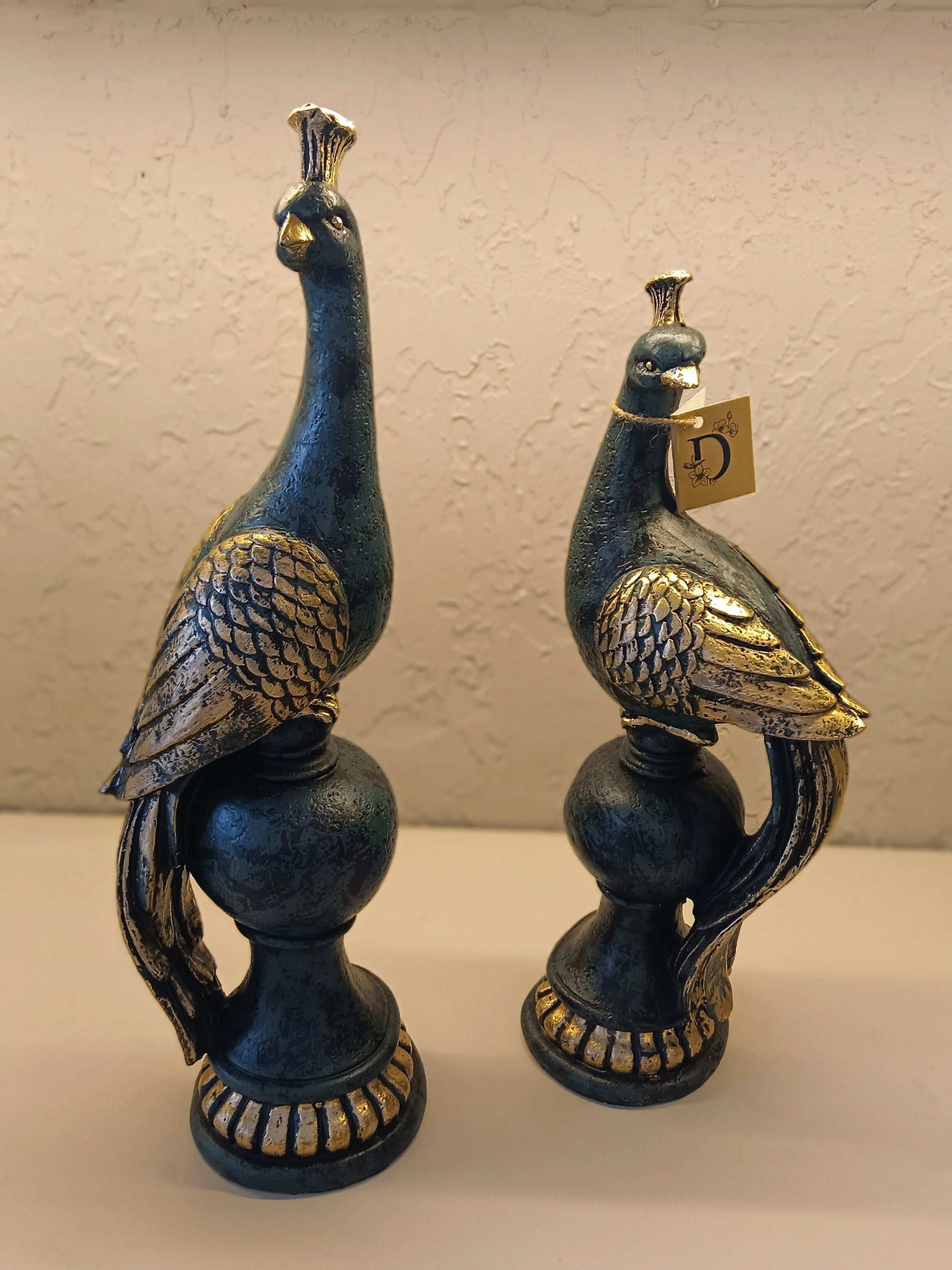 Peacock Figurine Crafted With Metallic Finish