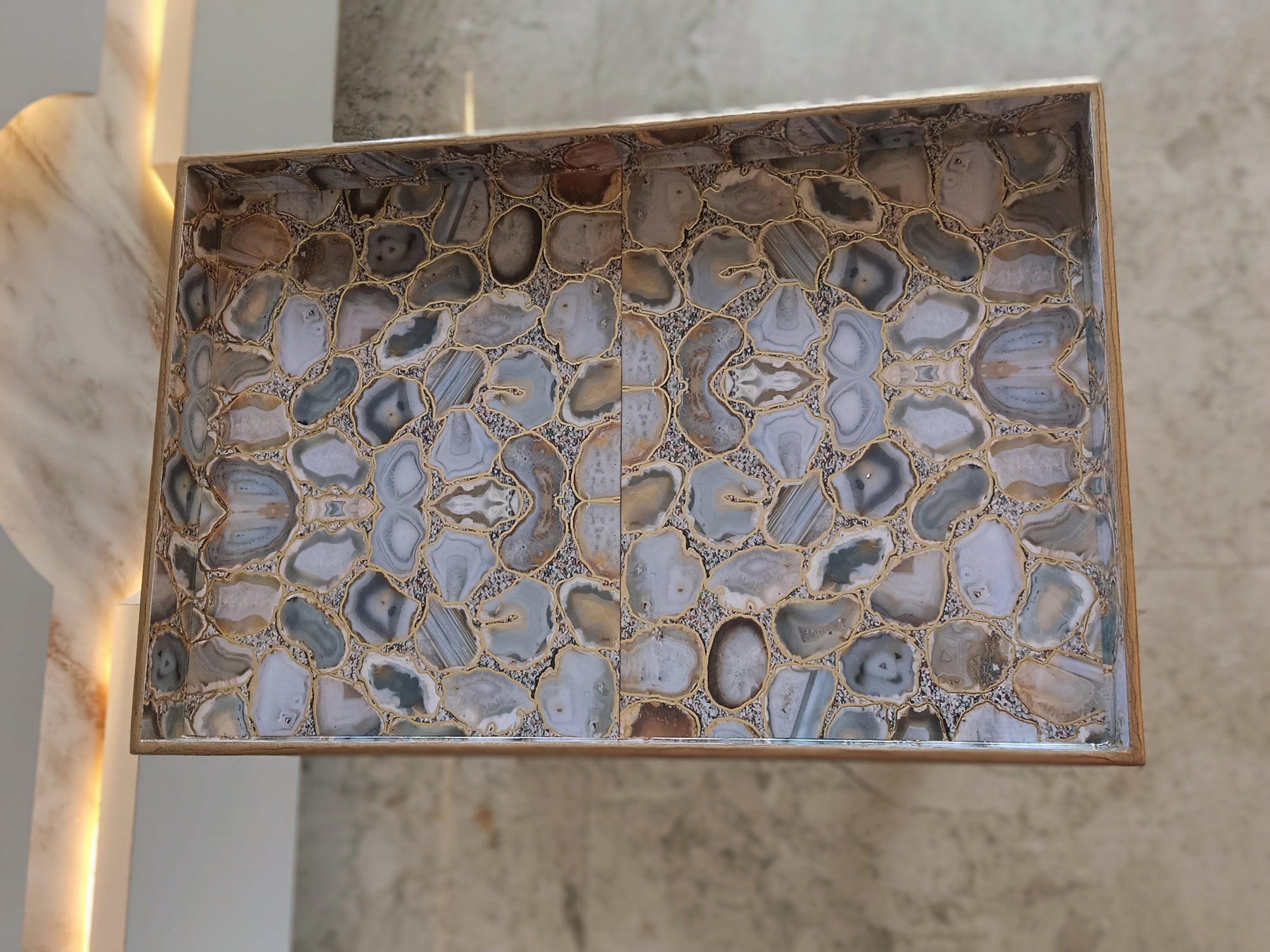 Butler Table With Natural Stone Design